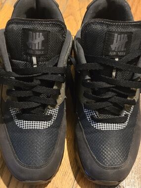 UNDEFEATED x Air Max 90 Black/Charcoal Grey Sneakers